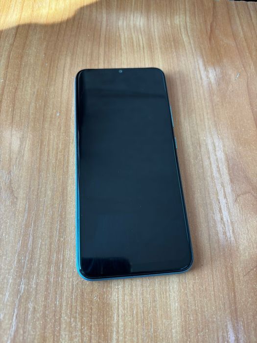 realmi s21Y 64гб оперативки 4гб