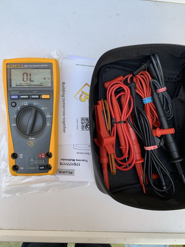 FLUKE 179 TRUE RMS MULTIMETER/ комбиниран прибор за измерване /пълен к