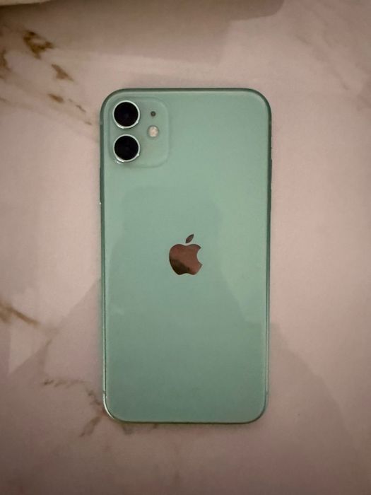 Айфон 11 true tone , фэйс айди работает