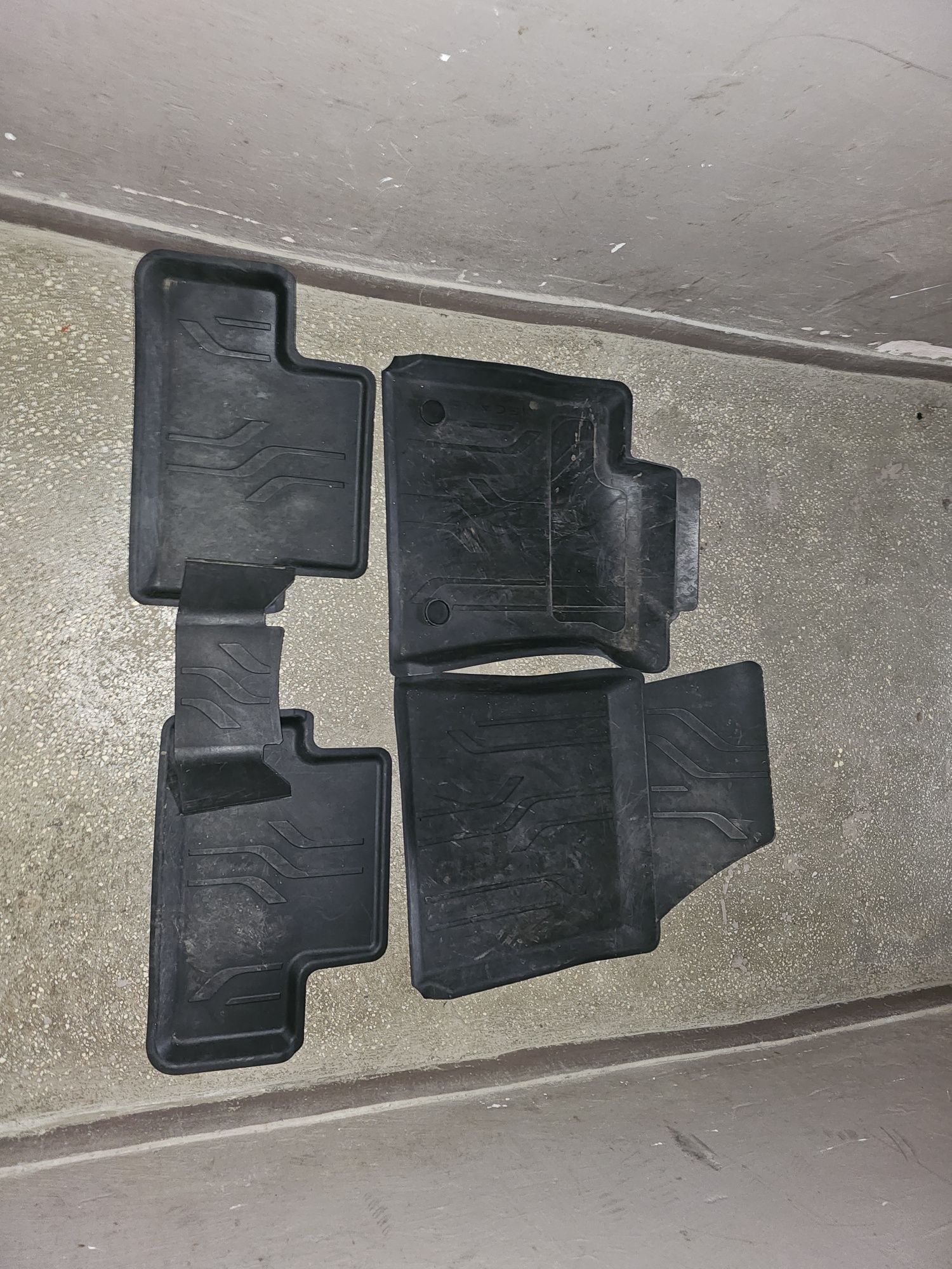 Vand tavita portbagaj + presuri interioare Megane 4 sedan