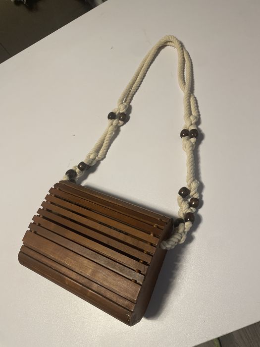 Дамска дървена чанта