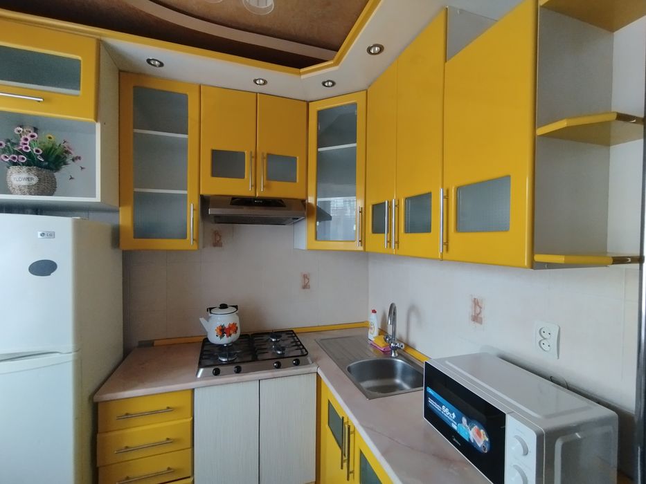 2 ком квартира в центре посуточно , на ночь