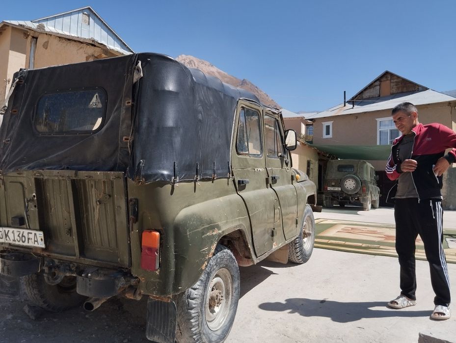 УАЗ холати яхши сотилади Адрес Кашкадаре́ вилояти Шахрисабз тумани