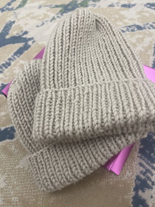 Қолдан тоқылған бас киім