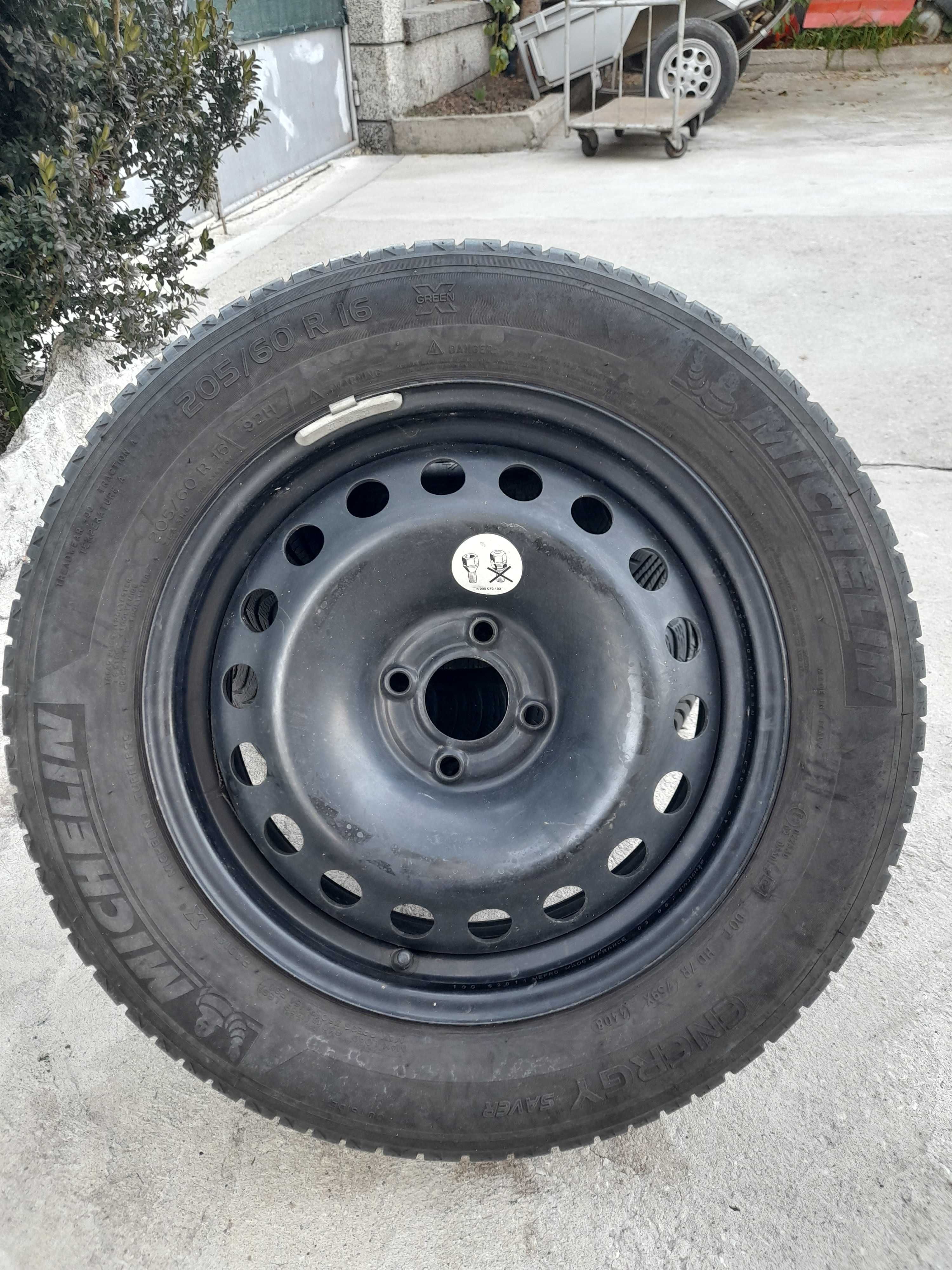 205/60/ 16 лятна michelin