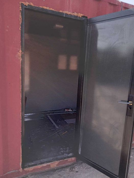 Контейнерлар сотилади