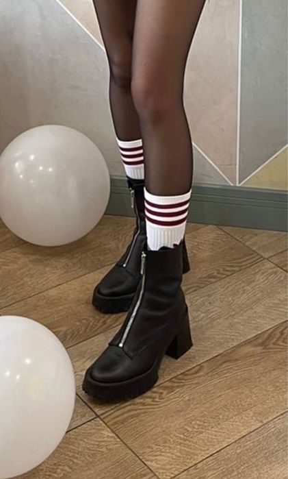 Сапаги ЗАРА  как новые. Кож натуральныи осень весна  продам не дорого