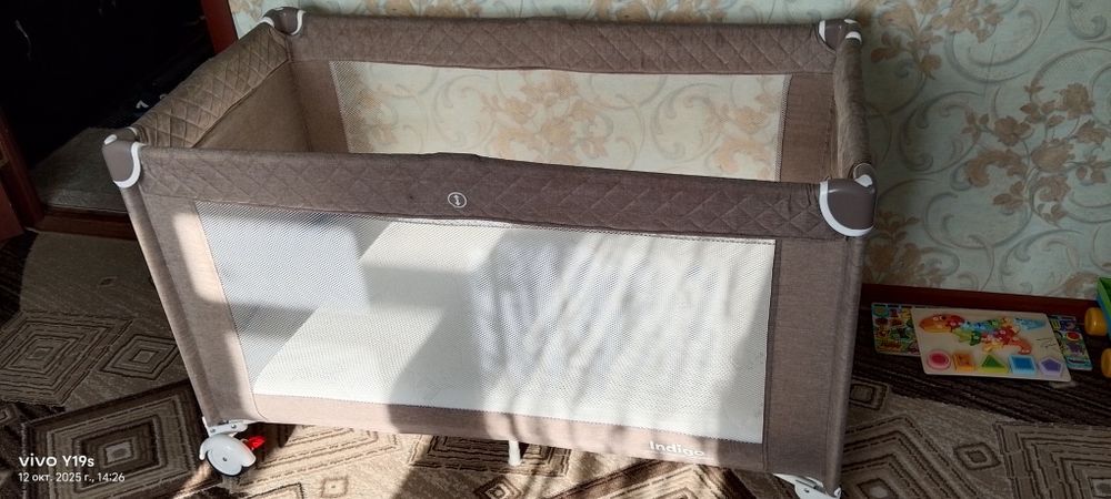Продам манеж-кровать