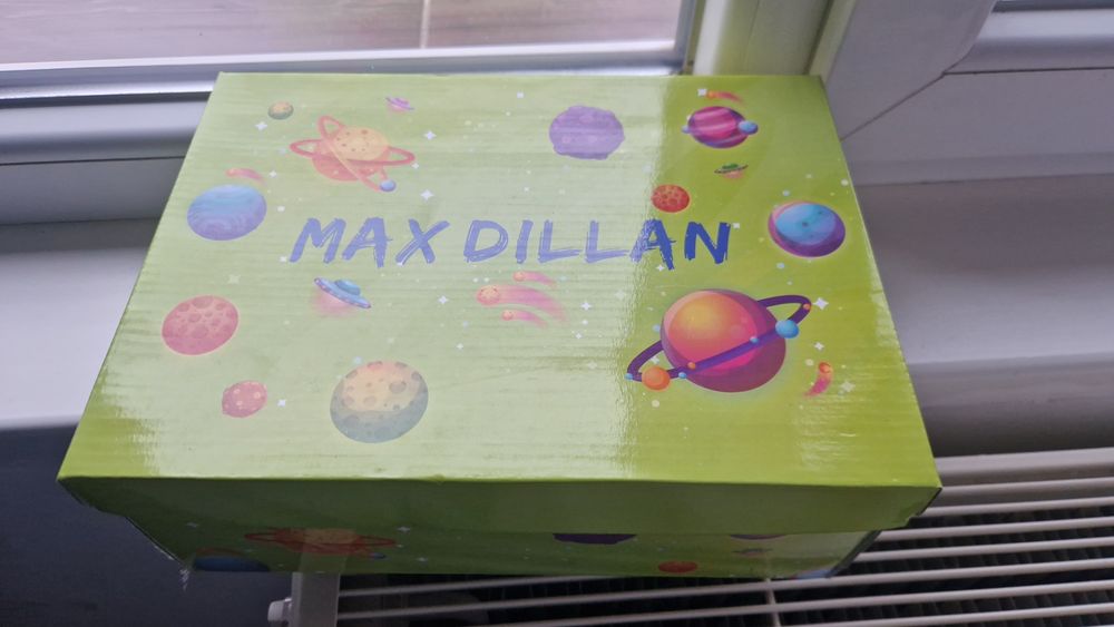 Vind adidasi copii noi