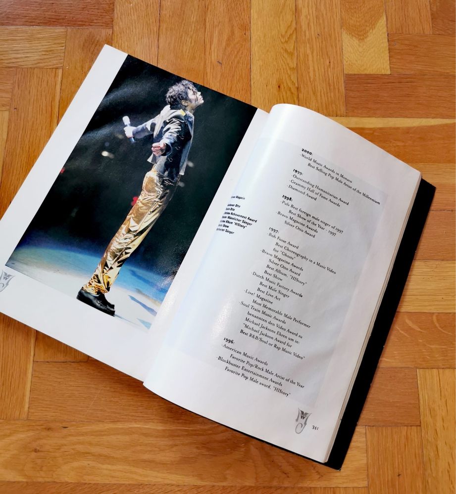Книга Майкъл Джексън Michael Jackson подписана автобиография на немски