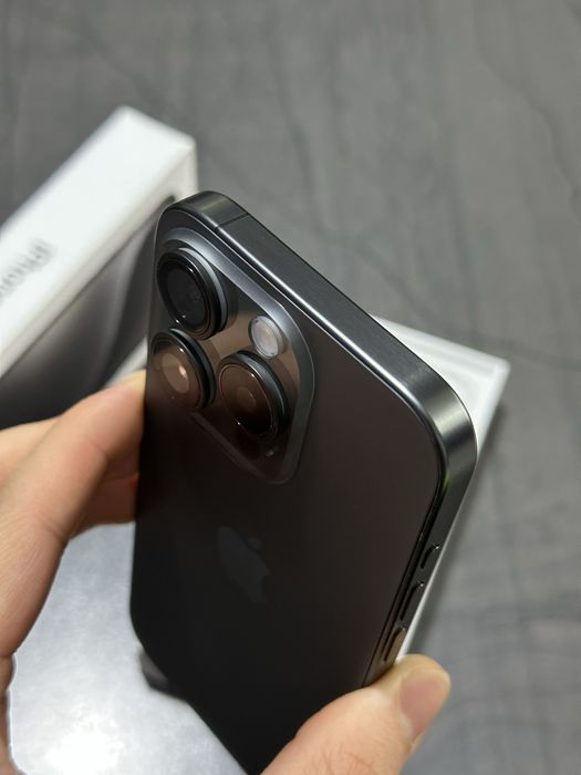 iPhone 15 Pro 96%Baterie Black Titanium 128GB !