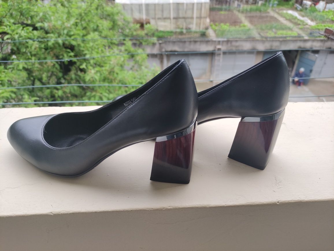 Дамски обувки елегантни-класически