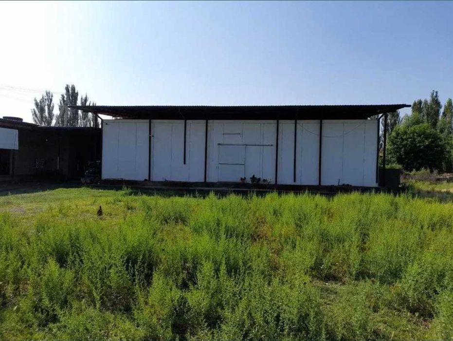 Сотилади атрофи уралган 46 соту ер.