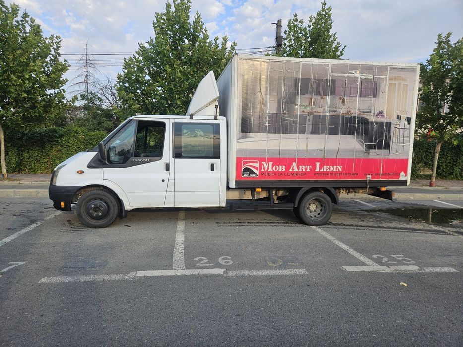 Vând sau schimb ford transit