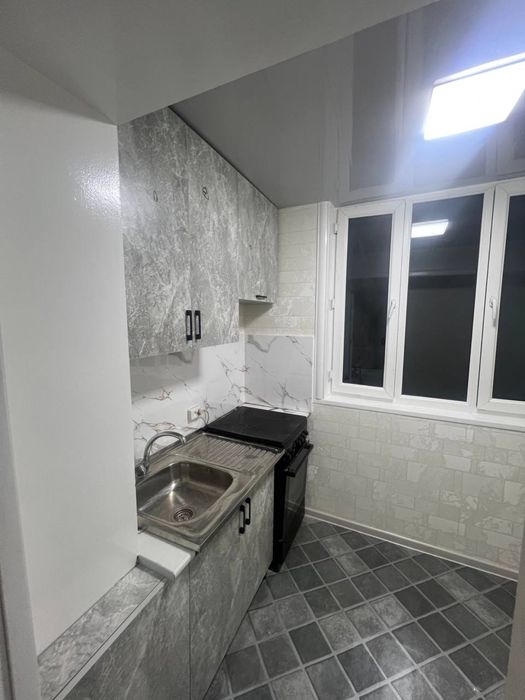 Уй сотилади ,срочно,Кора камиш 1/2да,узимни уйим