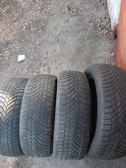 Продам шины 235/55/20 бриджистон