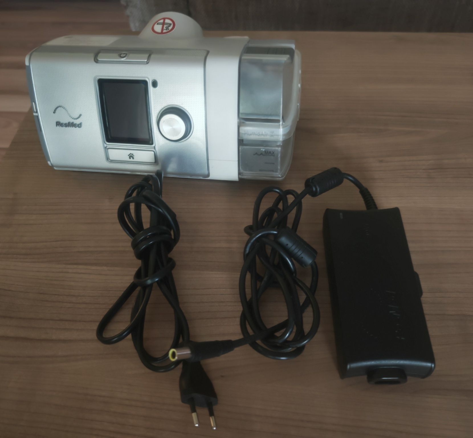 Aparat BiPap pt apnee model Resmed AirCurve 10 ST