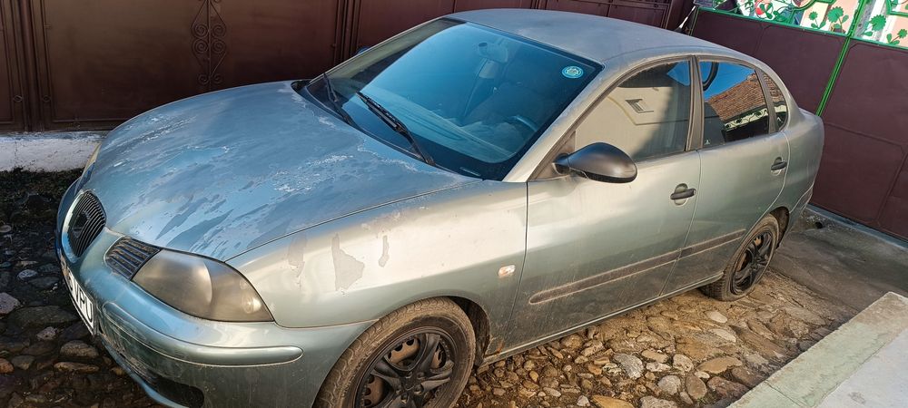 Vând Seat Cordoba
