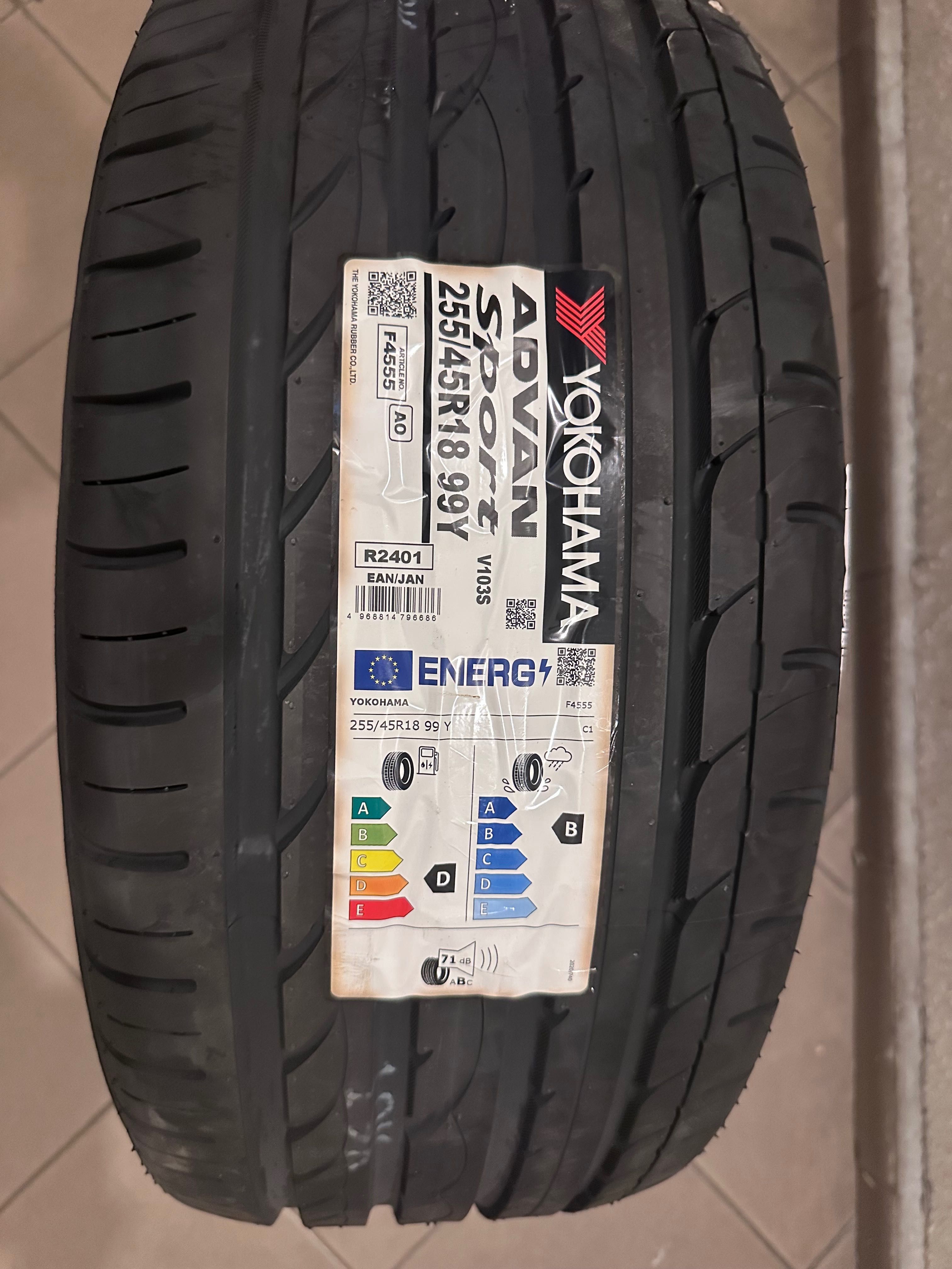 2бр. Летни гуми Yokohama 255/45 R18 99Y Advan Sport