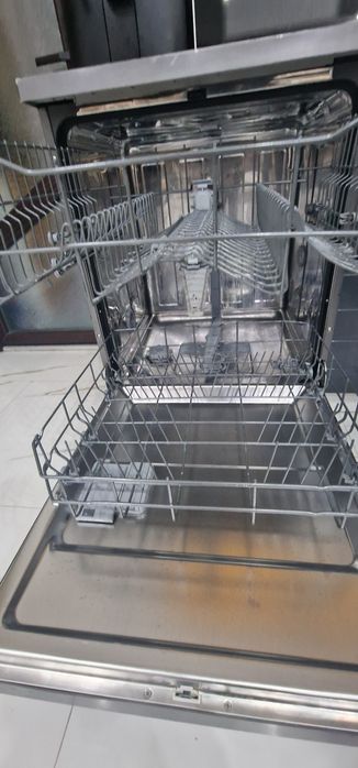 Masina de spalat vase Heinner