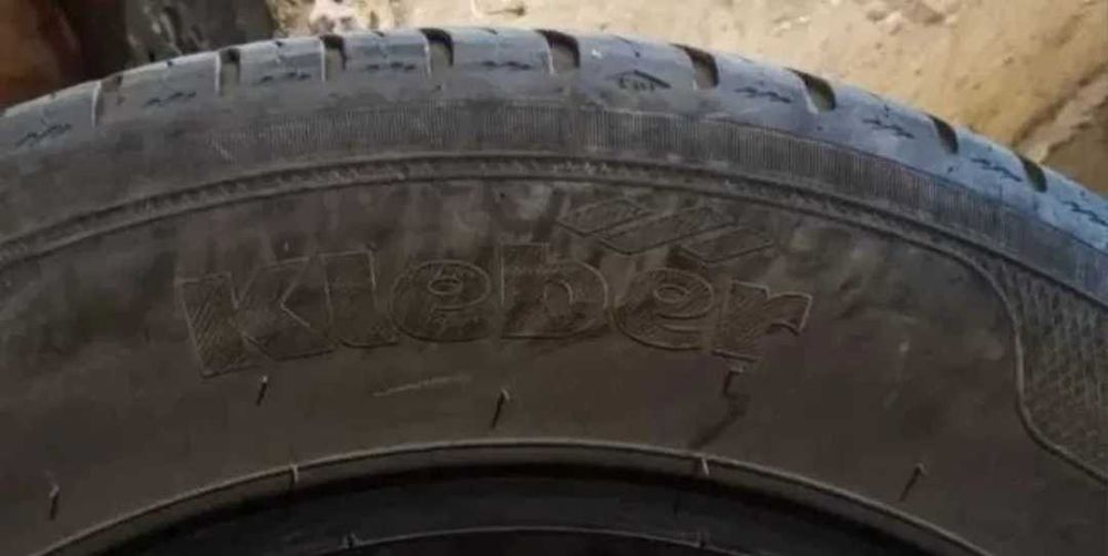 Продавам 2 броя летни гуми 185.65.15 на 1 сезон дот 2021 Kleber