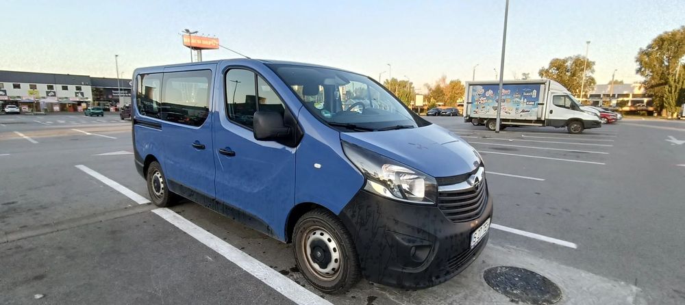 Opel Vivaro Primul proprietar, stare foarte buna, baterie noua Varta