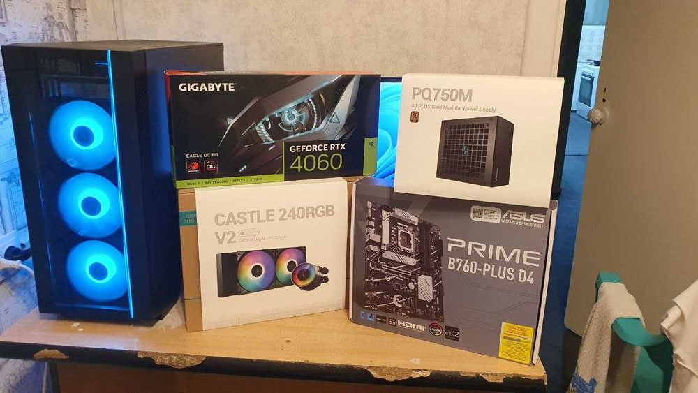 ПК комплект с RTX 4060 вместе с монитором и переферии