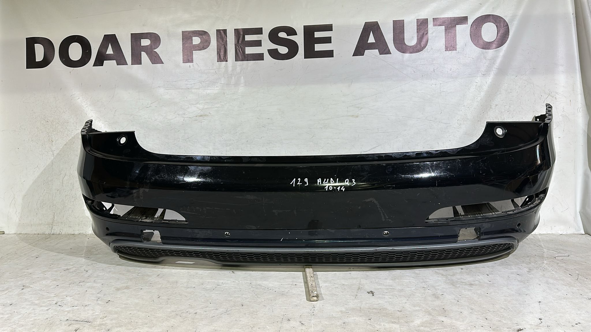 Bara spate Audi Q3 S-Line  an 2011, 2012, 2013, 2014, 2015 cod OE  8U0807511C