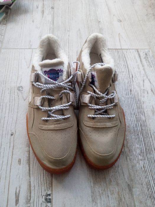 Adidași toamna-iarna Reebok