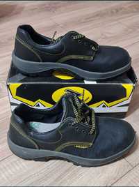 Pantofi protecție Bicap cu bombeu metalic, Noi Nouti, Mărime 44.