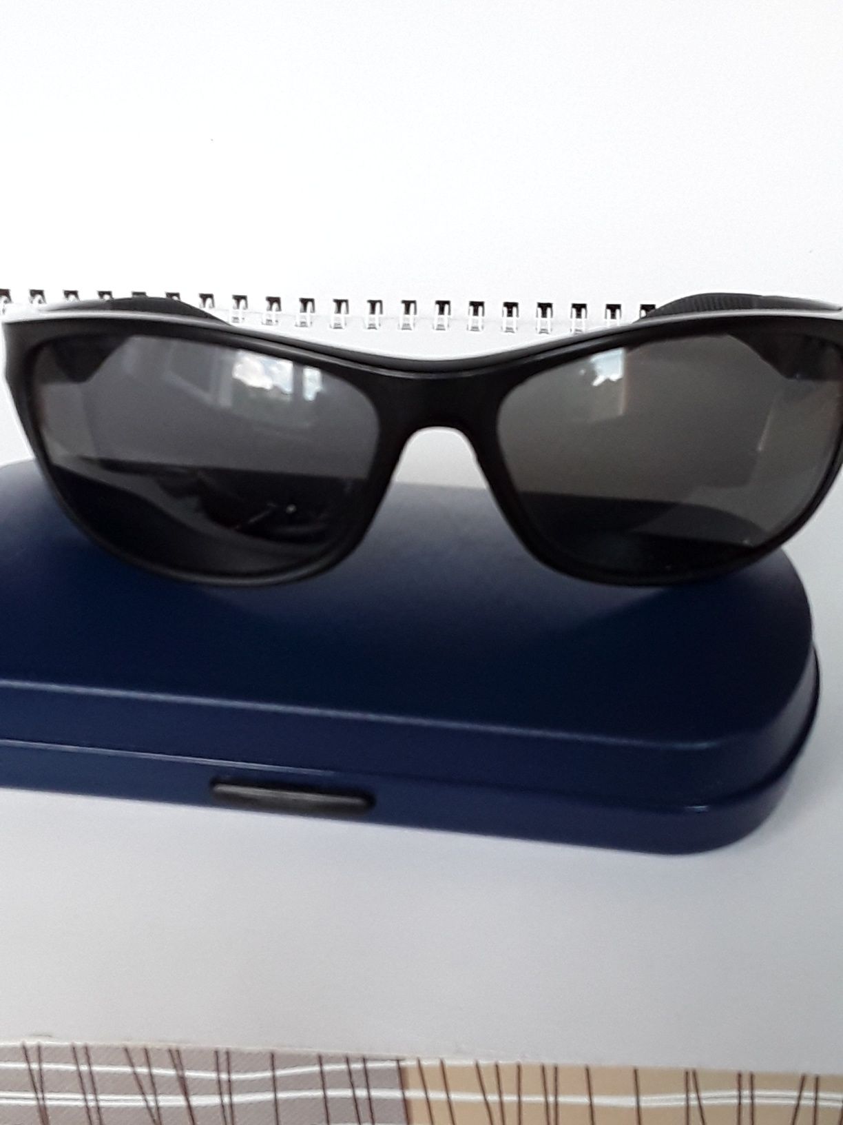 Слънчеви очила различни модели