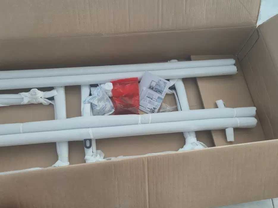 Banca din piele eco, design mid-century,  cadru metalic