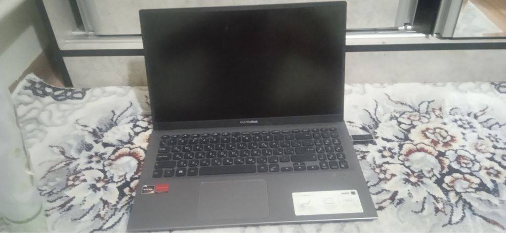 Asus Vivobook 15