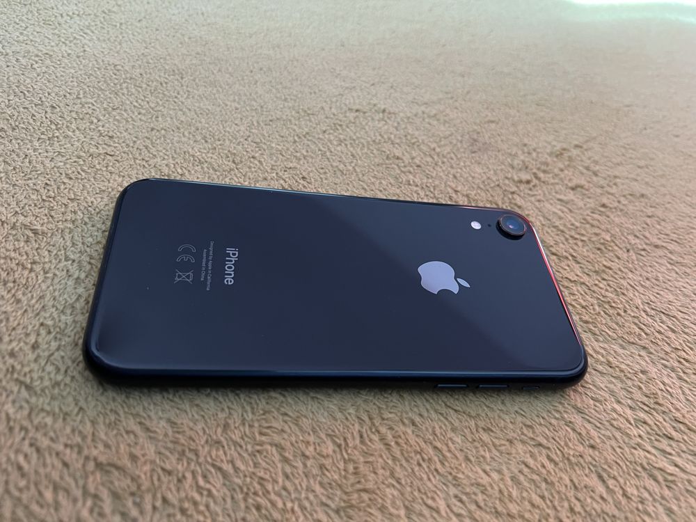 iPhone XR, 64 Gb