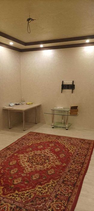 Аренда Подвальная помещение под офис ремонт отличный потолок 3.2 метр