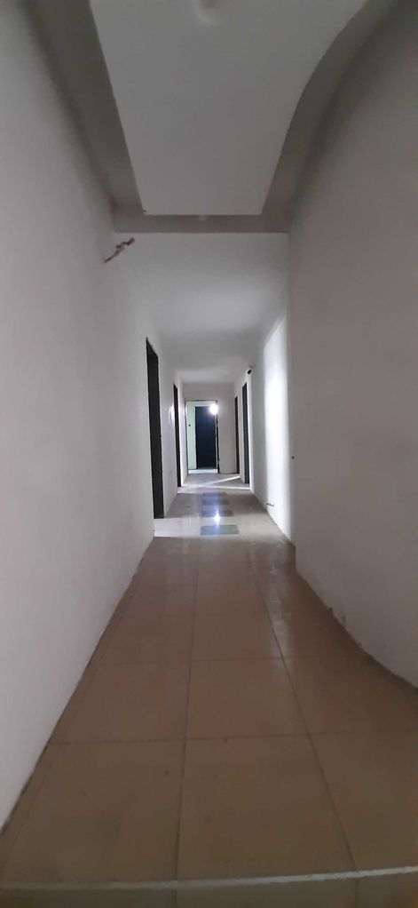 Продава се Хотел в Търговище, Център - 720 кв.м за 347 €/кв.м - Снимка #13