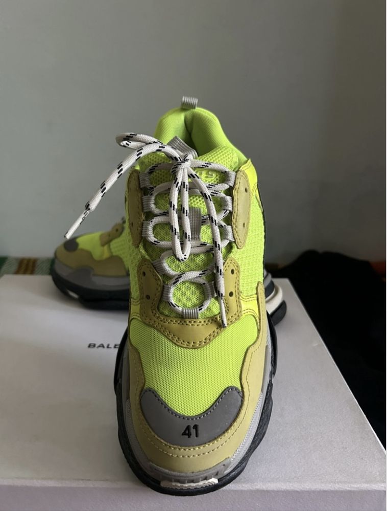 Balenciaga Triple S