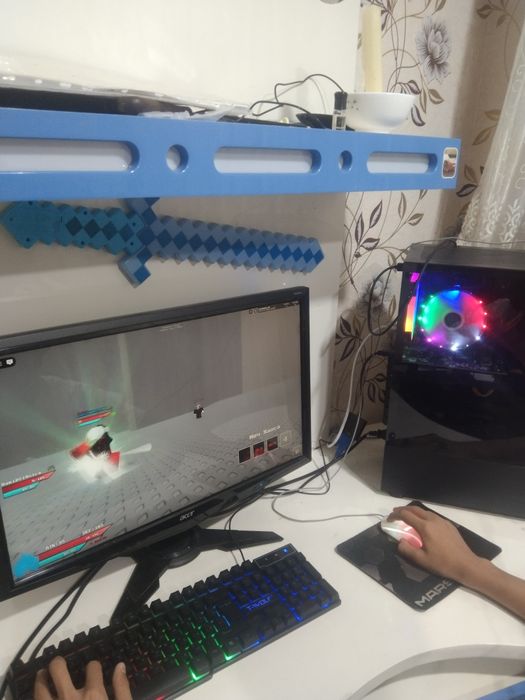 Компьютер игровой сотилади