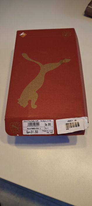 Футболни обувки PUMA номер 37