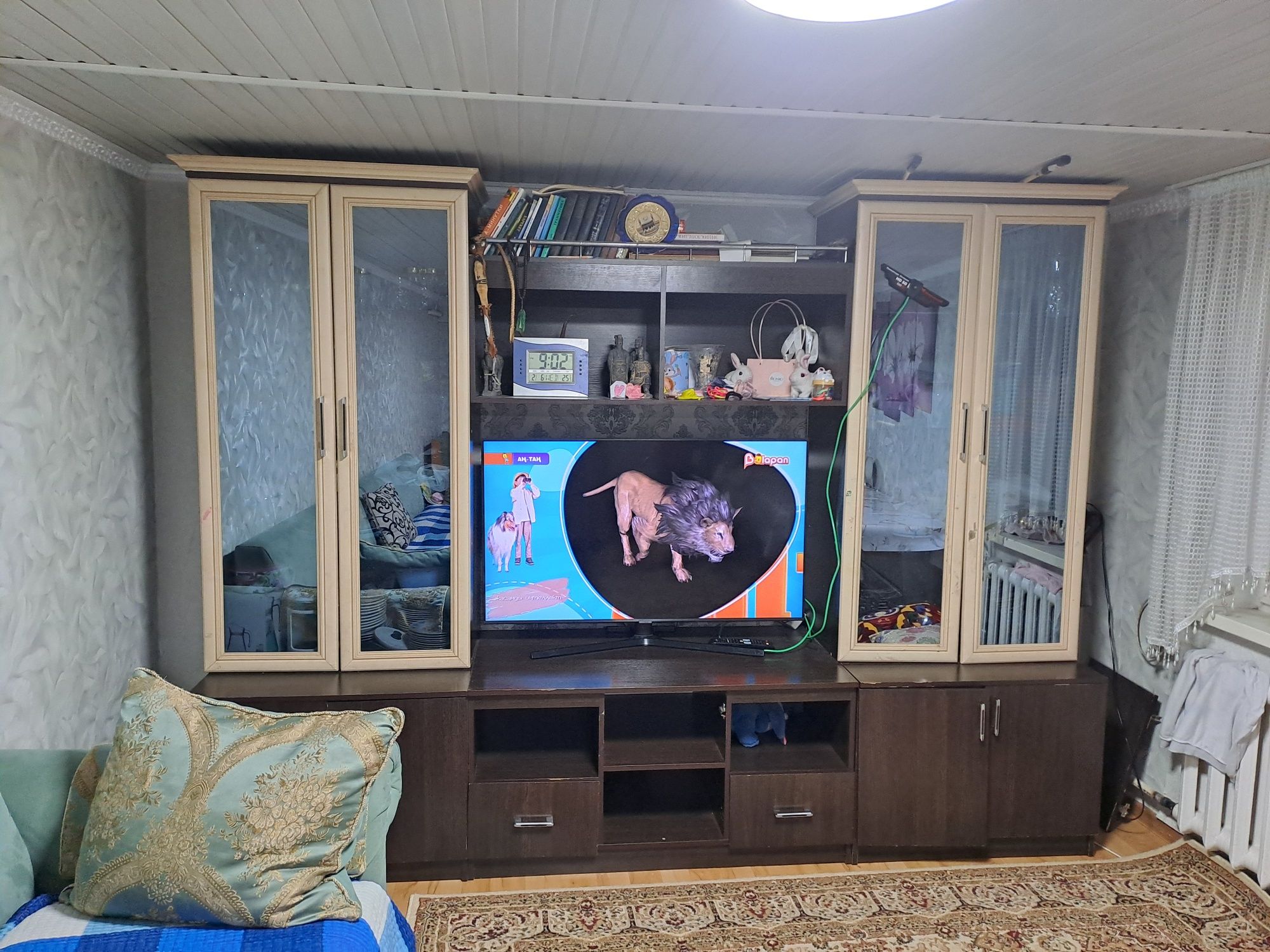 Продаём горку . В хорошем состоянии, можно под тв
