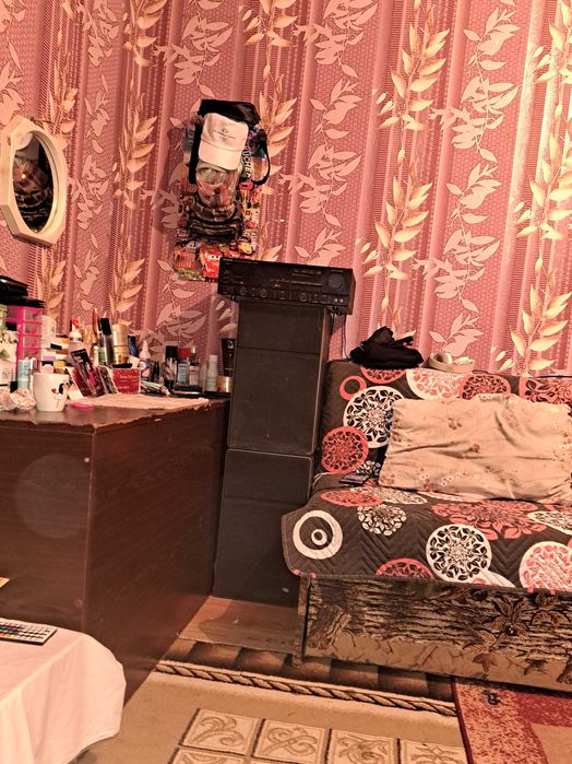 Усилвател220w много добро састояние 4 входа колионите гръмнати пищялки