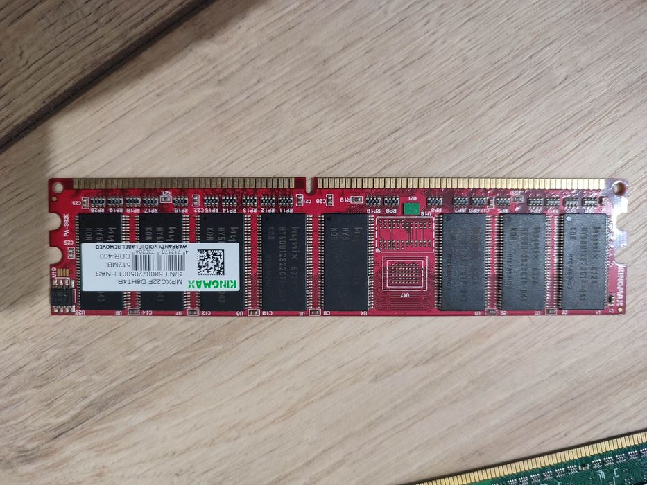 Продам ОЗУ 4 ГБ DDR 3 1333U