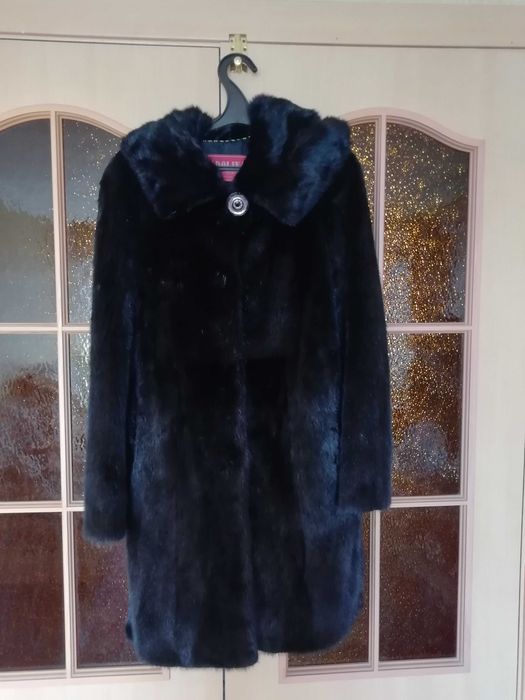 Недорого Норковая шуба с капюшоном