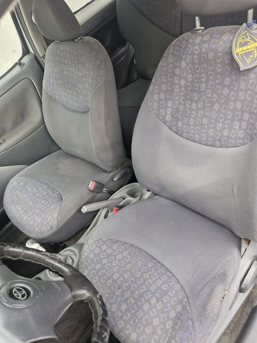 Тойота ярис 1.0 VVT на части