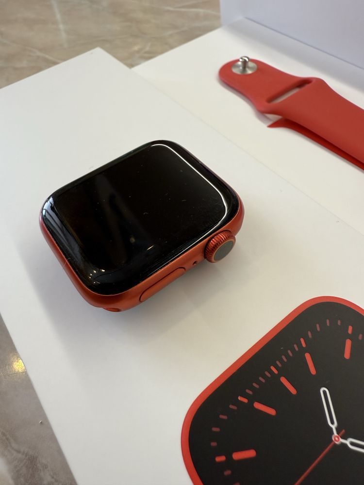 Apple watch 6 40mm red