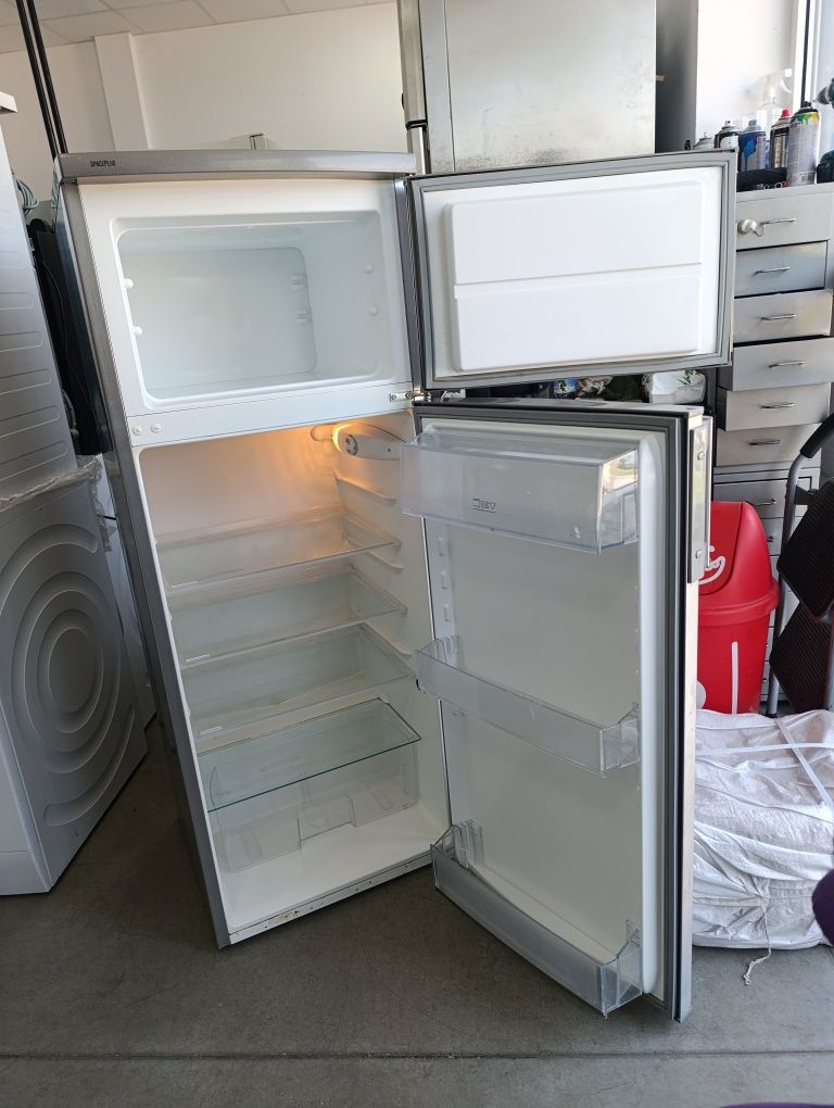Хладилник и Фризер ELECTROLUX