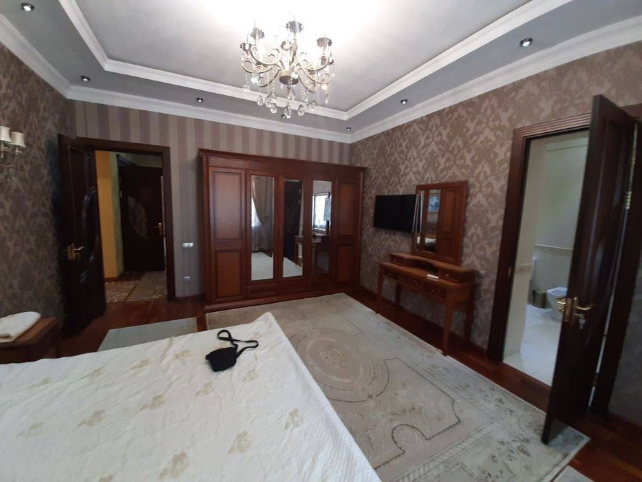 Ойбек аренда болшая квартира 4 комнт ул Тараса Шефченка Габус