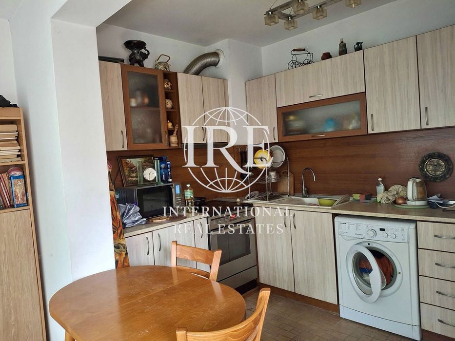 2-стаен в Варна-Окръжна болница площ 65 цена 180000