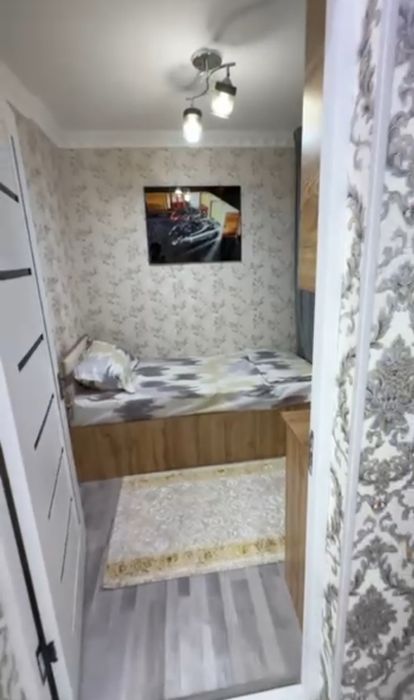 Чиланзар 7 квартал 2в3/5/5  метро Новза дом вдоль дороги ипотеки нет