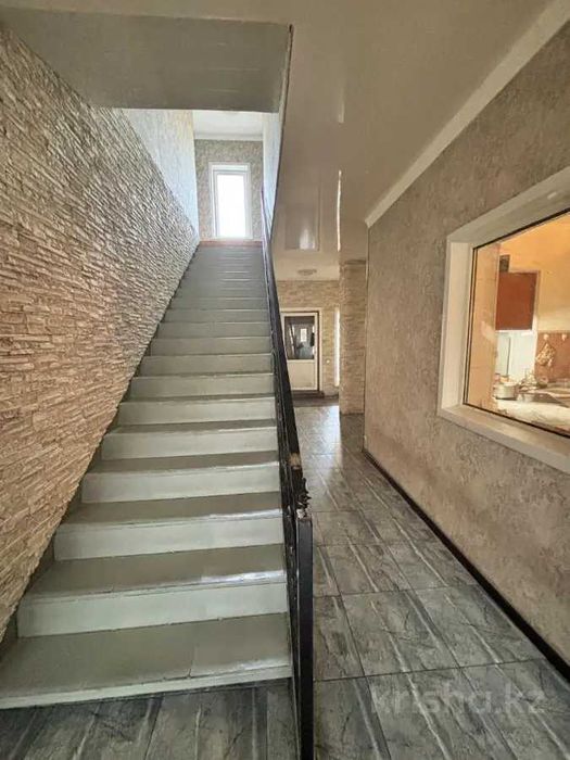 Продам Частный Дом с большим гаражом